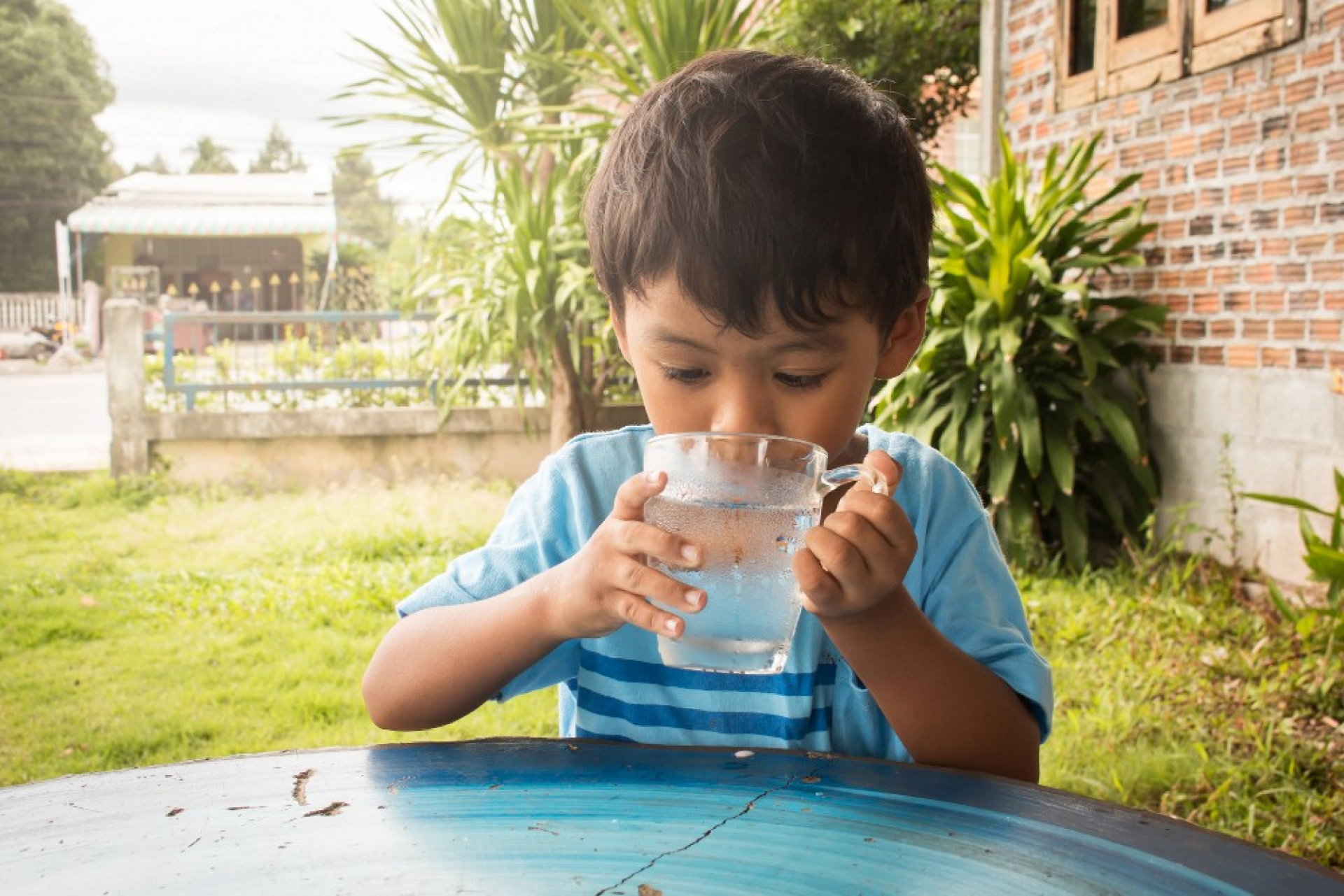 dehydrated-how-to-make-a-lifesaving-diy-rehydration-drink-for-cholera-recovery